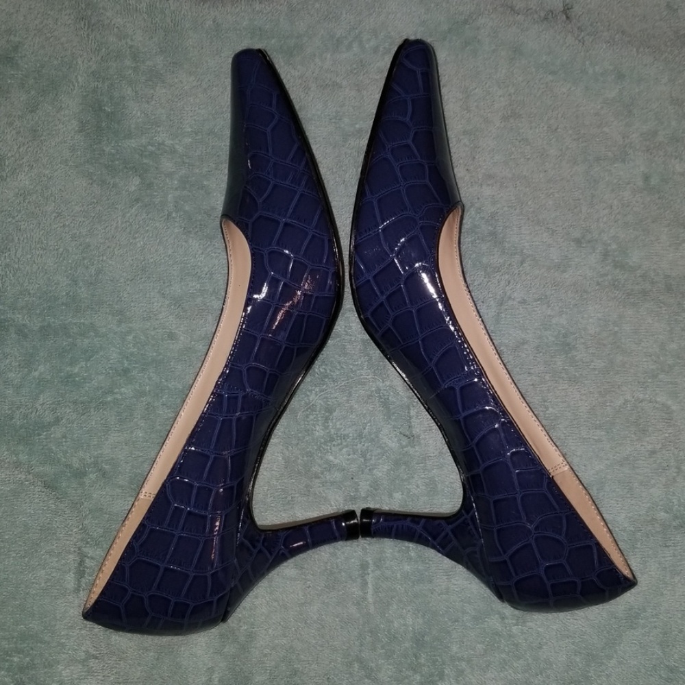 Blue Croco - Picture 4 of 5